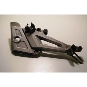 SOPORTE ESTRIBO DCHO. HONDA CBF 250, 2006
