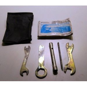 MANUAL Y HERRAMIENTAS HONDA CBF 250, 2006